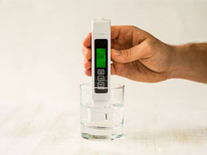 水質檢測儀傳感器如何通過用灌封膠應對各類復雜環(huán)境？