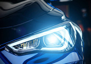 汽車大燈用對密封膠，從容面對雨天霧氣。