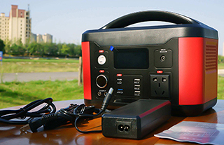 施奈仕電子元件固定膠，幫助力牌解決便攜電源用膠問題