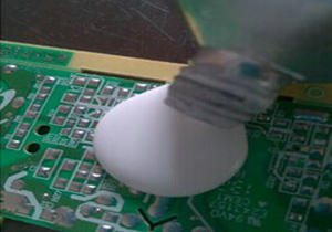 有機硅密封膠應(yīng)用于汽車車燈上具有哪些優(yōu)勢