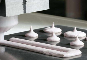 導(dǎo)熱凝膠有哪些應(yīng)用優(yōu)勢(shì)及應(yīng)用于哪些領(lǐng)域行業(yè)？