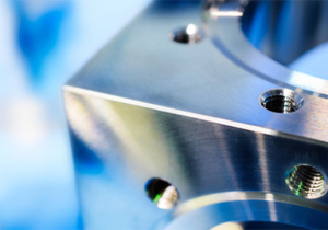 使用合成橡膠來粘接金屬應(yīng)注意哪些事項(xiàng)？