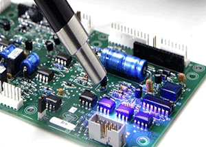 光固膠用點(diǎn)膠機(jī)點(diǎn)膠操作注意事項(xiàng)