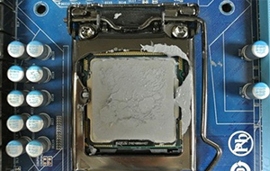 施奈仕為您講解：導熱硅脂的涂抹方法