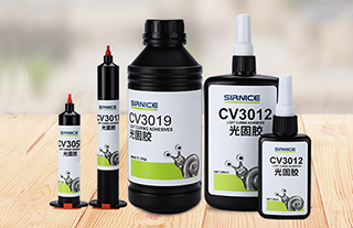 UV膠粘接亞克力板操作技巧及注意事項(xiàng)