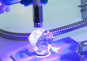 UV膠和AB膠的區(qū)別有哪些？如何選擇？