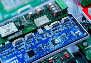 探索三防漆的成份：揭秘電子世界的隱形守護者