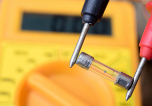 不能涂覆三防漆的區(qū)域|三防漆涂覆區(qū)域|三防漆涂覆的注意事項(xiàng)