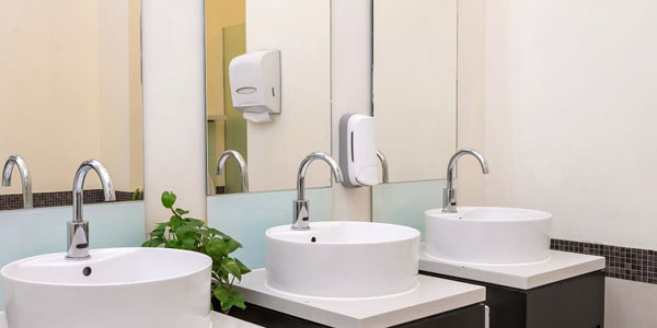 施奈仕電路板防水三防漆助力TCK感應潔具,為您打造品質(zhì)生活