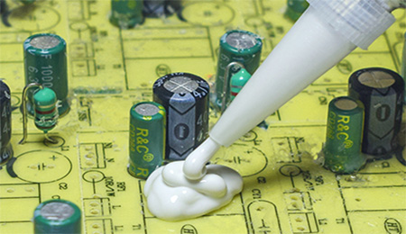 有機(jī)硅粘接膠導(dǎo)致基材開裂的原因|為什么有機(jī)硅粘接膠會(huì)導(dǎo)致基材開裂.施奈仕