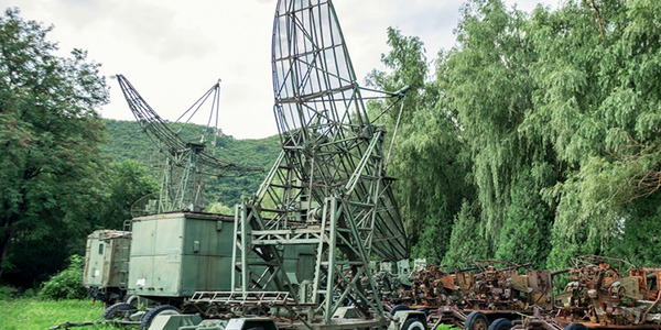 雷達(dá)三防漆,耐溫三防漆,軍工三防漆