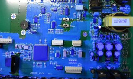 三防漆|三防漆影響電路板信號(hào)嗎|PCB板信號(hào)異常和三防漆有關(guān)嗎