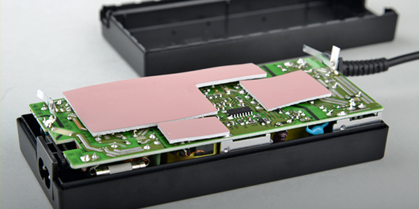 導熱硅脂,導熱硅膠片,導熱硅脂和導熱硅膠片怎么選